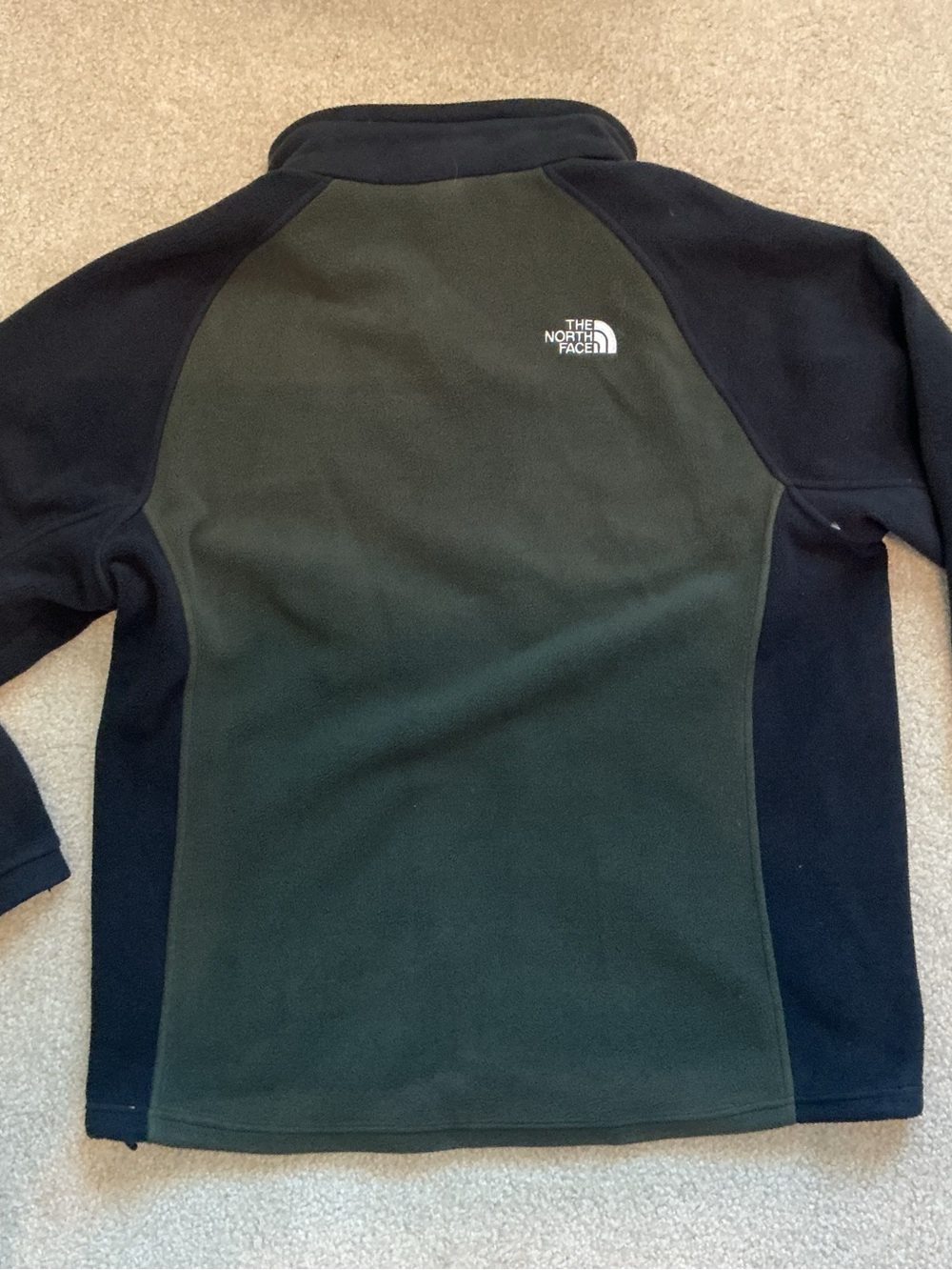 The North Face Olive Green & Black Fleece Jacket - Picture 7 of 7
